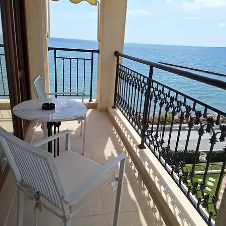 Maraya 3 Carpe Diem Complex , , Free Parking * バルチク